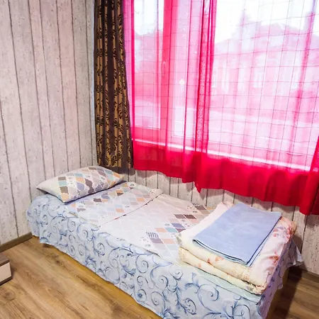Апартамент Large 2 Bedrooms Flat - Center - In Front Of The