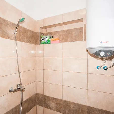Large 2 Bedrooms Flat - Center - In Front Of The Апартамент *