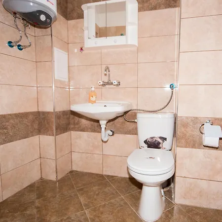 Large 2 Bedrooms Flat - Center - In Front Of The Апартамент *