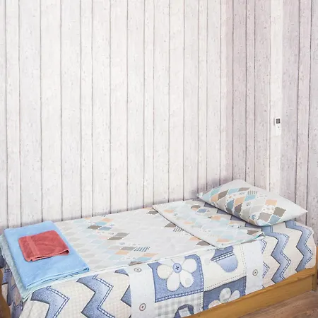 Large Flat With Extra Beds - Center - In Front Of The Апартаменти Бургас