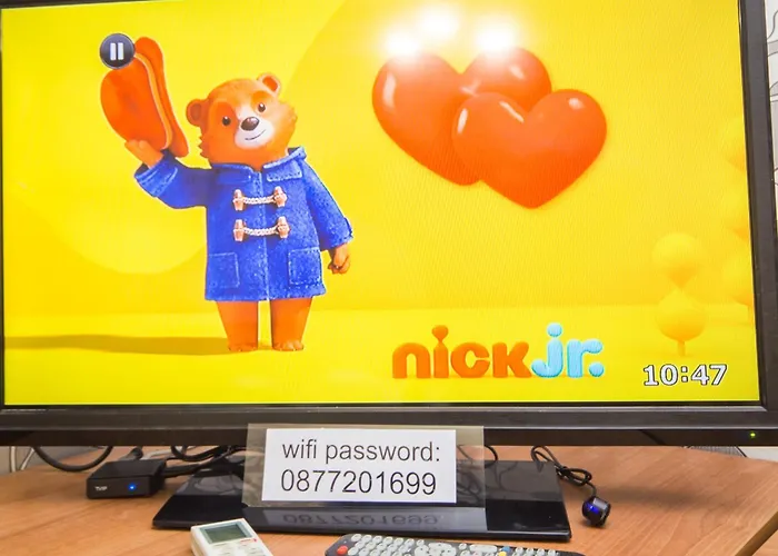 Large 2 Bedrooms Flat - Center - In Front Of The Apartmán